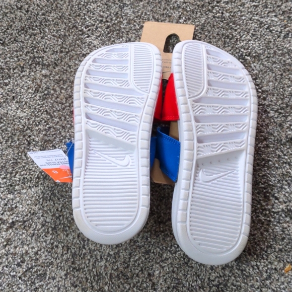 Nike slides size 9 nwt - Picture 2 of 2